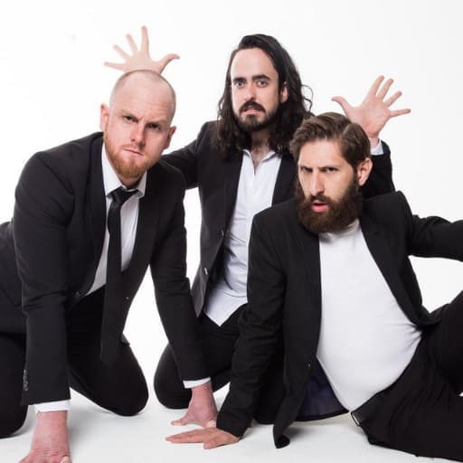 Aunty Donna in Louisville