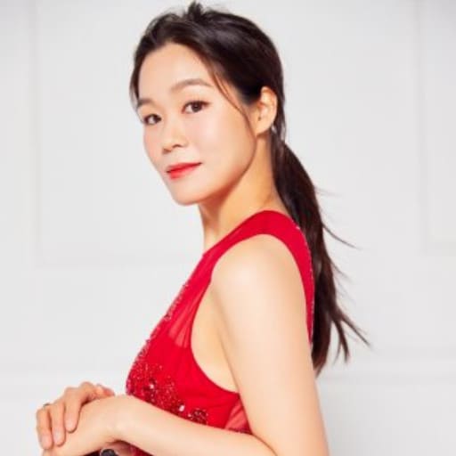 Esther Yoo Louisville Tickets