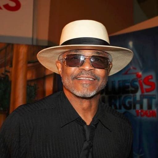 Theodis Ealey Louisville Tickets